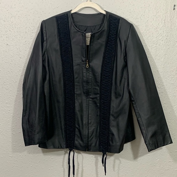 Venezia Lane Bryant Vintage Black Leather Braid Detail Zip Front Jacket size 16W - Picture 1 of 12